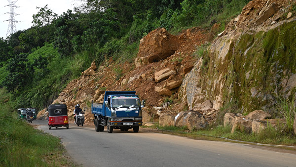 Sri Lanka: Manorathna Pushes Back Against Landslides